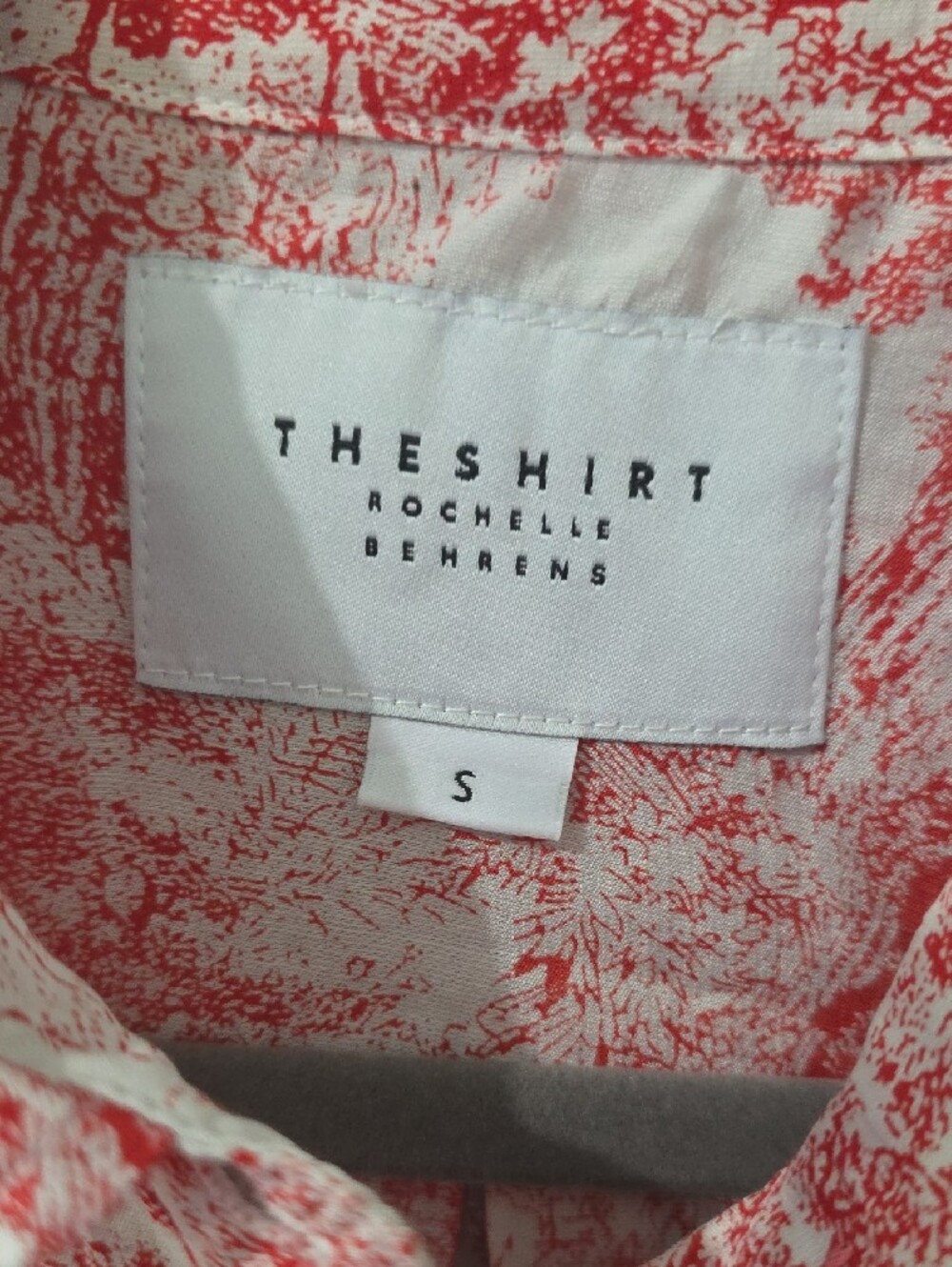The Shirt by Rochelle Behrens Red and White Printed Button-Down Shirt - Picture 2 of 3